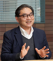 高野 直樹 氏