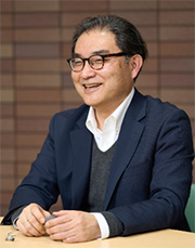 高野 直樹 氏